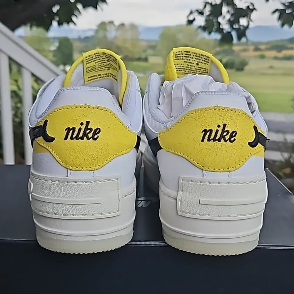 NIKE WOMENS AF1 LOW SHADOW GO THE EXTRA SMILE limited edition NEW sneaker Size 8
